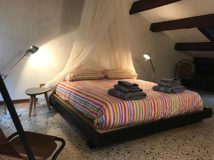 ヴェネツィアCosy Apt For 6 Pp Between San Marco And Rialto Bridgeアパートメント エクステリア 写真