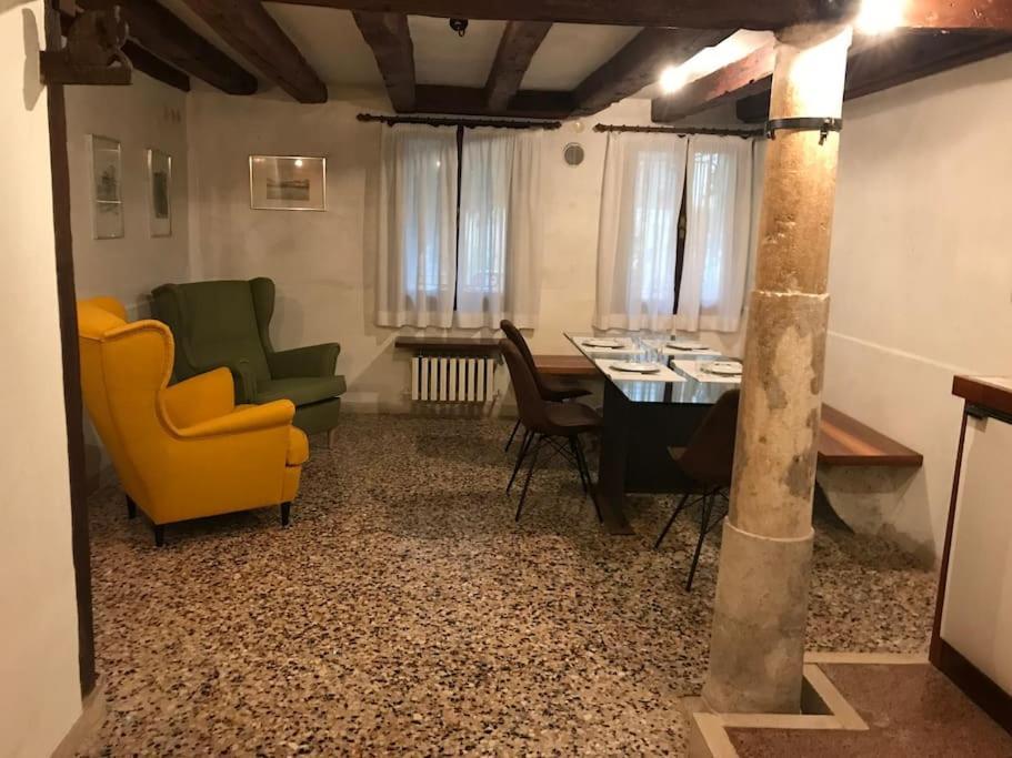 ヴェネツィアCosy Apt For 6 Pp Between San Marco And Rialto Bridgeアパートメント エクステリア 写真