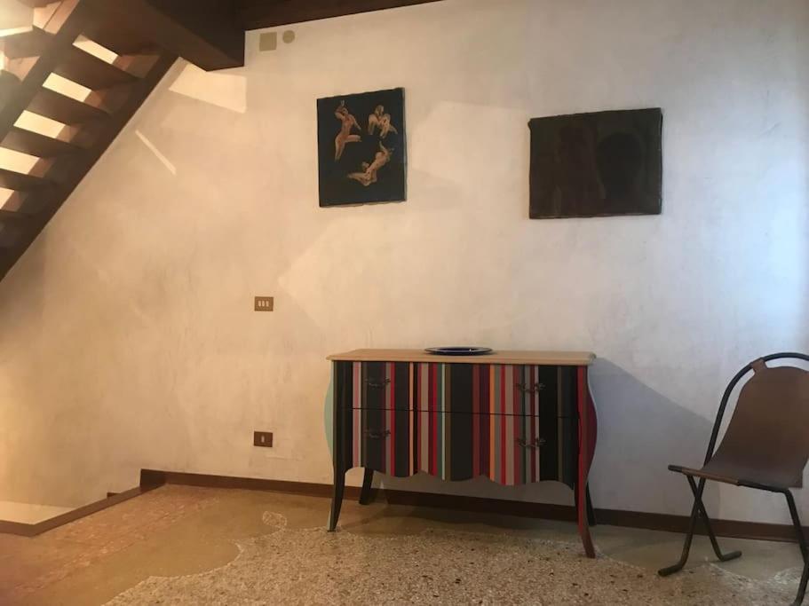 ヴェネツィアCosy Apt For 6 Pp Between San Marco And Rialto Bridgeアパートメント エクステリア 写真