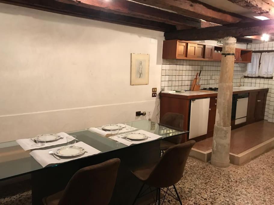 ヴェネツィアCosy Apt For 6 Pp Between San Marco And Rialto Bridgeアパートメント エクステリア 写真