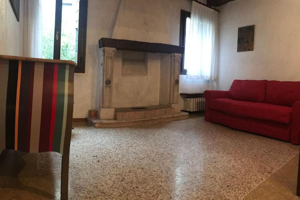 ヴェネツィアCosy Apt For 6 Pp Between San Marco And Rialto Bridgeアパートメント エクステリア 写真