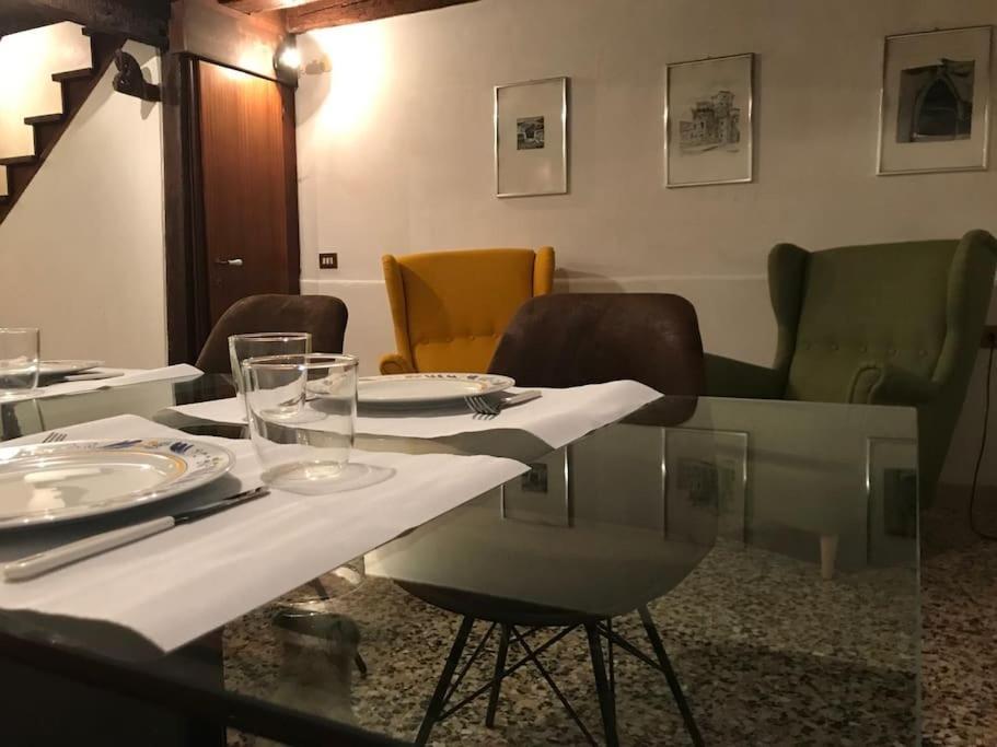 ヴェネツィアCosy Apt For 6 Pp Between San Marco And Rialto Bridgeアパートメント エクステリア 写真