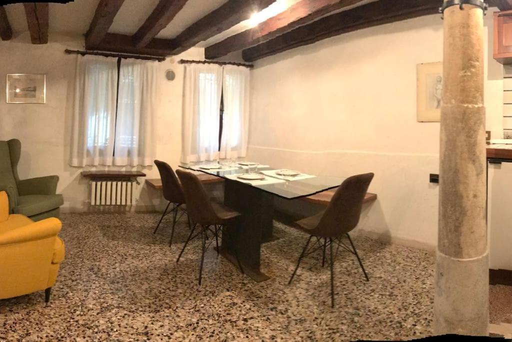 ヴェネツィアCosy Apt For 6 Pp Between San Marco And Rialto Bridgeアパートメント エクステリア 写真