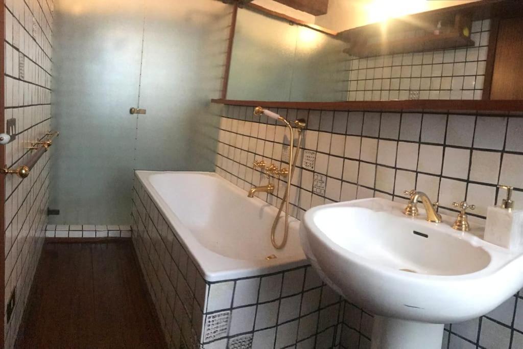 ヴェネツィアCosy Apt For 6 Pp Between San Marco And Rialto Bridgeアパートメント エクステリア 写真